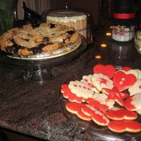 Hearts And Scallops Cookies using both Toba's Butter Cookie Recipe and Glace'. Took these to a Christmas Party and they were a hit.