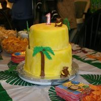 Banana Monkey Cake My first cake ever. Thanks to sugarshack for the design inspiration. (Mine is not nearly as good.) Banana cake, MMF, gum paste trees and...