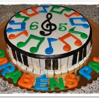 Piano's Cake 
