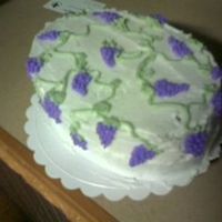 Grape Cake Ok this is my grape cake i decided to do since i still had all the stuff from my wilton class last year. this cake turned out all wrong. I...