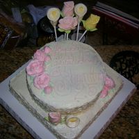 Dscn3327.jpg top of the cake, roses on the side are BC
