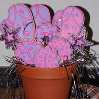 Girly Cookie Bouquet MMF, RI accents. Flip flop and "T" cookies for my niece Tessa.