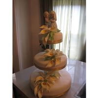 Calla Lily Wedding Cake 