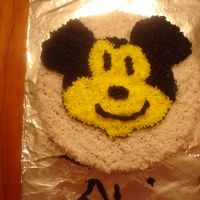 Mickey Mouse I drew the Mickey Mouse by hand from just looking at a photo. This was my daughters cake at the party.