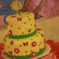 Garden Cake full of flowers, butterflies and dragonflies. :p