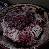 "spaghetti And Meatballs" So this site inspired me to make my version of the spaghetti and meatballs cake...looked better when it was fresher...lol