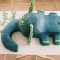 Elephant Completely different 'aerial' view of the baby elephant including his little feet/legs and his tail. Buttercream w/fondant...