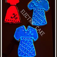 Hpim1042A.jpg NFSC/Antonia's Icing. Dress cookies I made for my DS's teachers birthday. I used her first initial. They were a suprise because...