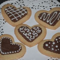 Shortbread And Choc Fondant Raspberry Shortbread with Chocolate Fondant and RI accents