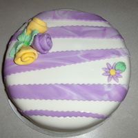 First Time Using Fondant This was the first cake that I used fondate with. I was just trying a few different things and it turned out really cute.