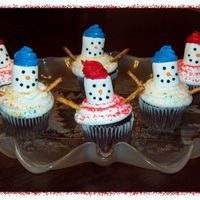 Melting Snowmen Got this super cute idea from all you guys on here! Made these for my daughter's 1st grade winter party. Thanks :-)
