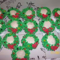 Christmas_Wreaths.jpg Christmas wreaths for the schools holiday lunch.