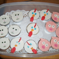 Barn Animal Cupcakes Went with 1yr old barn animal cake