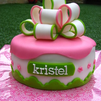 Cake For Kristel With Bow I like to make a bow!!!