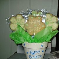 Cookie Bouquet I made these for my boyfriend for his birthday :-) My first try and I was pretty happy. Not perfect but i had fun! I even painted the pot!...