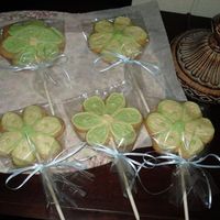 Flower Cookies! My very first attempt at these cookies! The icing was a bit tricky at first but the more I did the more I got the hang of it. Next time I&#...