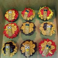 Turkey Cuppies Thanks to Creas for the inspiration. I had some left over icing, so I decided to give these cute little guys a try. Super fun to make!