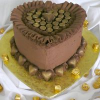 Double Chocolate Heart Cake 