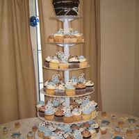 041.jpg cupcake tower I made for a wedding