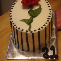 Rose Black and whie butter creamFondant rose