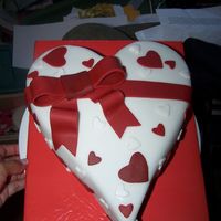 Heart With Bow Yellow cake with chocolate filling-