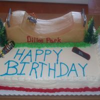 Skatepark I made this for my son's best friend- the 1/2 pipe is made of cake as well!