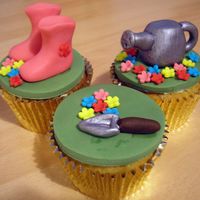 Mothers Day Cupcakes 