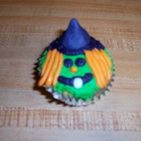Halloween Cupcakes icing and fondant