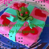 The Frog Prince I made thia cake as a surpise for one of my friends.It was a fruit cake