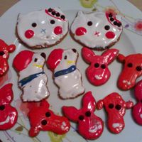 Cute Cookies cookies made with RI .The cookie recipe is gingerbread.