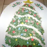 Christmas Tree Cake 