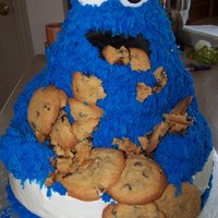 Cookie Monster banana cream cake for the base and chocolate cookie monster