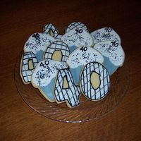 Happy 40! Some very quick cookies I did for my brother, who's 40th birthday party is today.