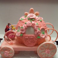 Cinderella's Carriage Made this for a friend from work, her daughter had a Cinderella theme party