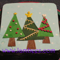 Xmas Cake Dark chocolate with mint cream filling