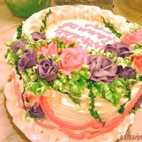 Dsc00317.jpg flowers, flowers and more flowers! All buttercream icing :o)