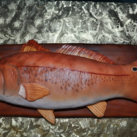 Groom's Red Fish Cake 