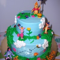 Winnie The Pooh Birthday all buttercream decorations except for winnie the pooh and friends figures. TFL!