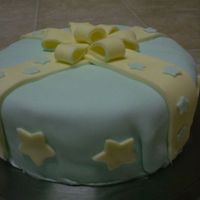 Gift My 1st fondant cake!