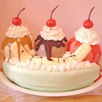 Banana Split Cake I did this cake last year, and it was posted here at CC, but somehow mysteriously disappeared from the website. I've noticed a few...
