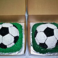 Soccer Cake This was for my nephew, he is real big into soccer. As you can see I didn't match up right on the color. All is buttercream. TFL!