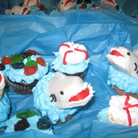 Shark Cupcakes 
