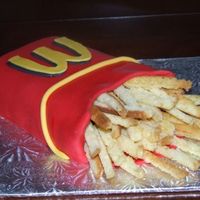 Fries Chocolate cake with poundcake "fries"