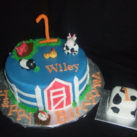 Barnyard 1St Birthday Fondant except for the bc grass and hen's nest. Smash cake to match. Inspired by a cake made by GardenOfEden.