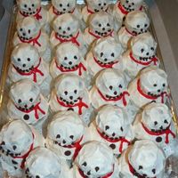 Snowman Double Layer Cupcakes Whipped frosting, piped scarves, mini ch chips. I made these for both of my boy's classes for their December Treat day. The kids just...