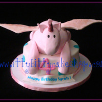Unicorn Gumpaste wings, the rest is fondant.
