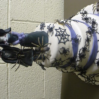 Corpse Wedding A couple was getting married on Halloween. They wanted a traditional wedding cake with Halloween elements!! The toppers are hand made with...