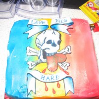 Mini Ed Hardy Unfortunately, this is the only pic we snapped of the mini cake i made for a friends bday.