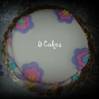 Flower Cake Mi primer bizcocho hecho en MMF.
