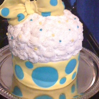 Mellow Yellow Cupcake 